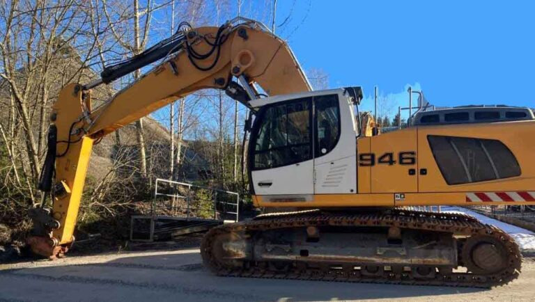 Liebherr R 946 NLC Litronic – excavator / Kettenbagger - Kaivuri: kuva Liebherr R 946 NLC Litronic – excavator / Kettenbagger - Kaivuri Liebherr R 946 NLC Litronic – excavator / Kettenbagger - Kaivuri: kuva Liebherr R 946 NLC Litronic – excavator / Kettenbagger - Kaivuri