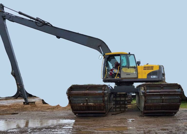Volvo EC210 CL – Amphibious excavator / Amphibienbagger - Kelluva kaivinkone: kuva Volvo EC210 CL – Amphibious excavator / Amphibienbagger - Kelluva kaivinkone Volvo EC210 CL – Amphibious excavator / Amphibienbagger - Kelluva kaivinkone: kuva Volvo EC210 CL – Amphibious excavator / Amphibienbagger - Kelluva kaivinkone
