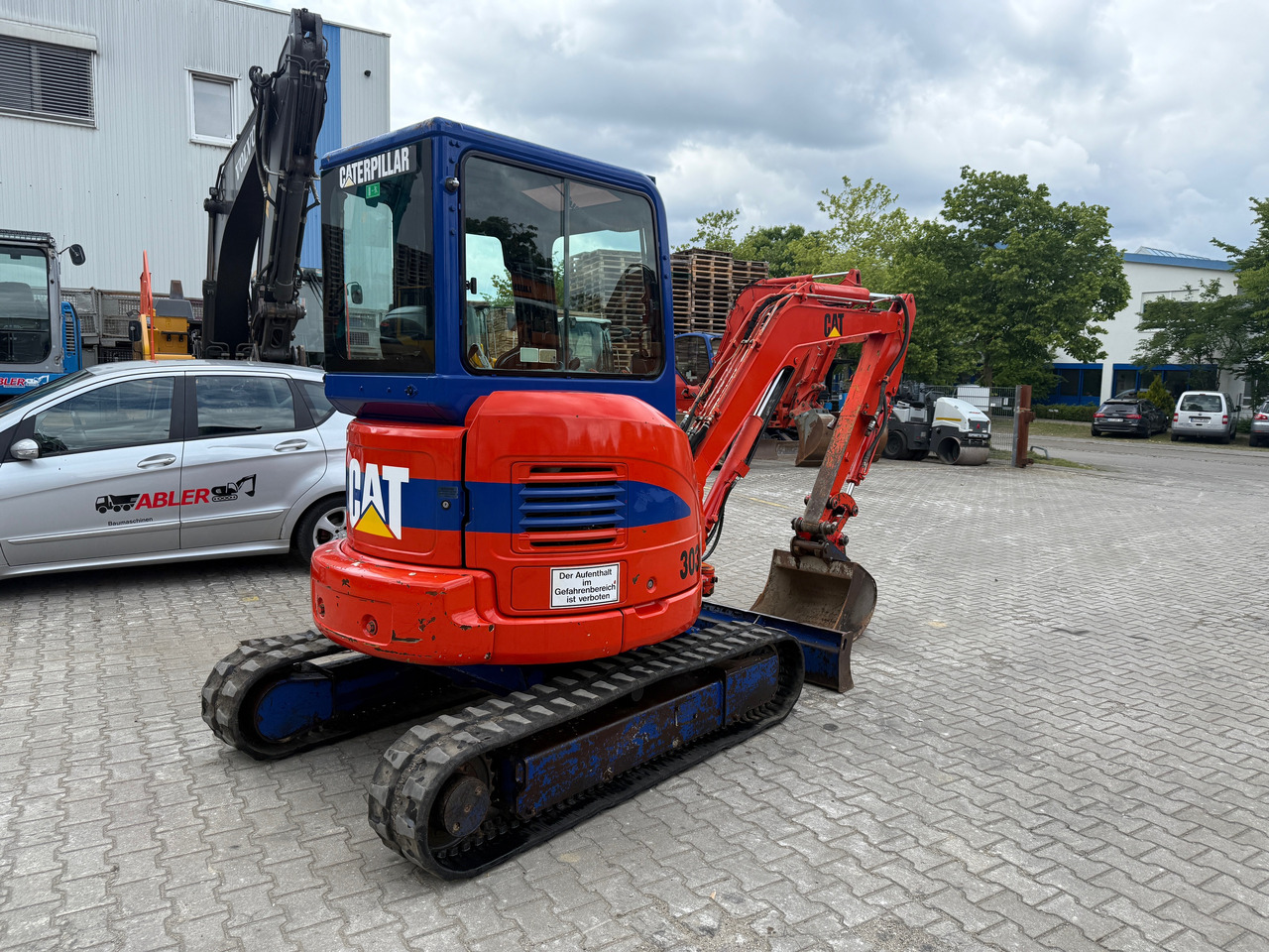 Caterpillar 303C Minibagger - Kaivuri: kuva Caterpillar 303C Minibagger - Kaivuri Caterpillar 303C Minibagger - Kaivuri: kuva Caterpillar 303C Minibagger - Kaivuri