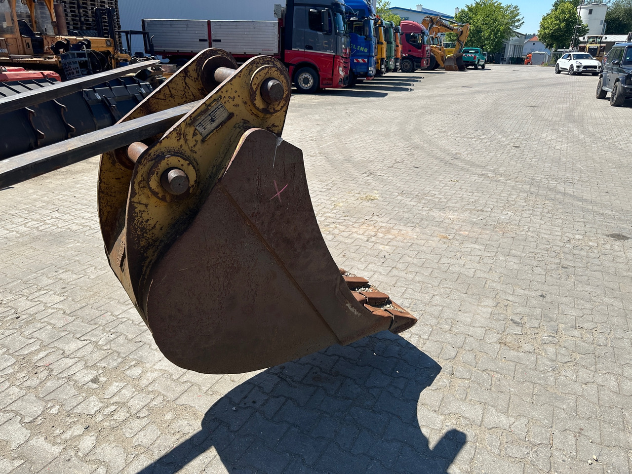 Caterpillar 3208 Tieflöffel 70 cm - Kaivinkoneen kauha: kuva Caterpillar 3208 Tieflöffel 70 cm - Kaivinkoneen kauha Caterpillar 3208 Tieflöffel 70 cm - Kaivinkoneen kauha: kuva Caterpillar 3208 Tieflöffel 70 cm - Kaivinkoneen kauha