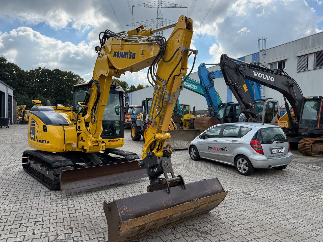 Komatsu PC88 MR-11E0 Kompaktbagger Verstellausleger Powertilt - Kaivuri: kuva Komatsu PC88 MR-11E0 Kompaktbagger Verstellausleger Powertilt - Kaivuri Komatsu PC88 MR-11E0 Kompaktbagger Verstellausleger Powertilt - Kaivuri: kuva Komatsu PC88 MR-11E0 Kompaktbagger Verstellausleger Powertilt - Kaivuri