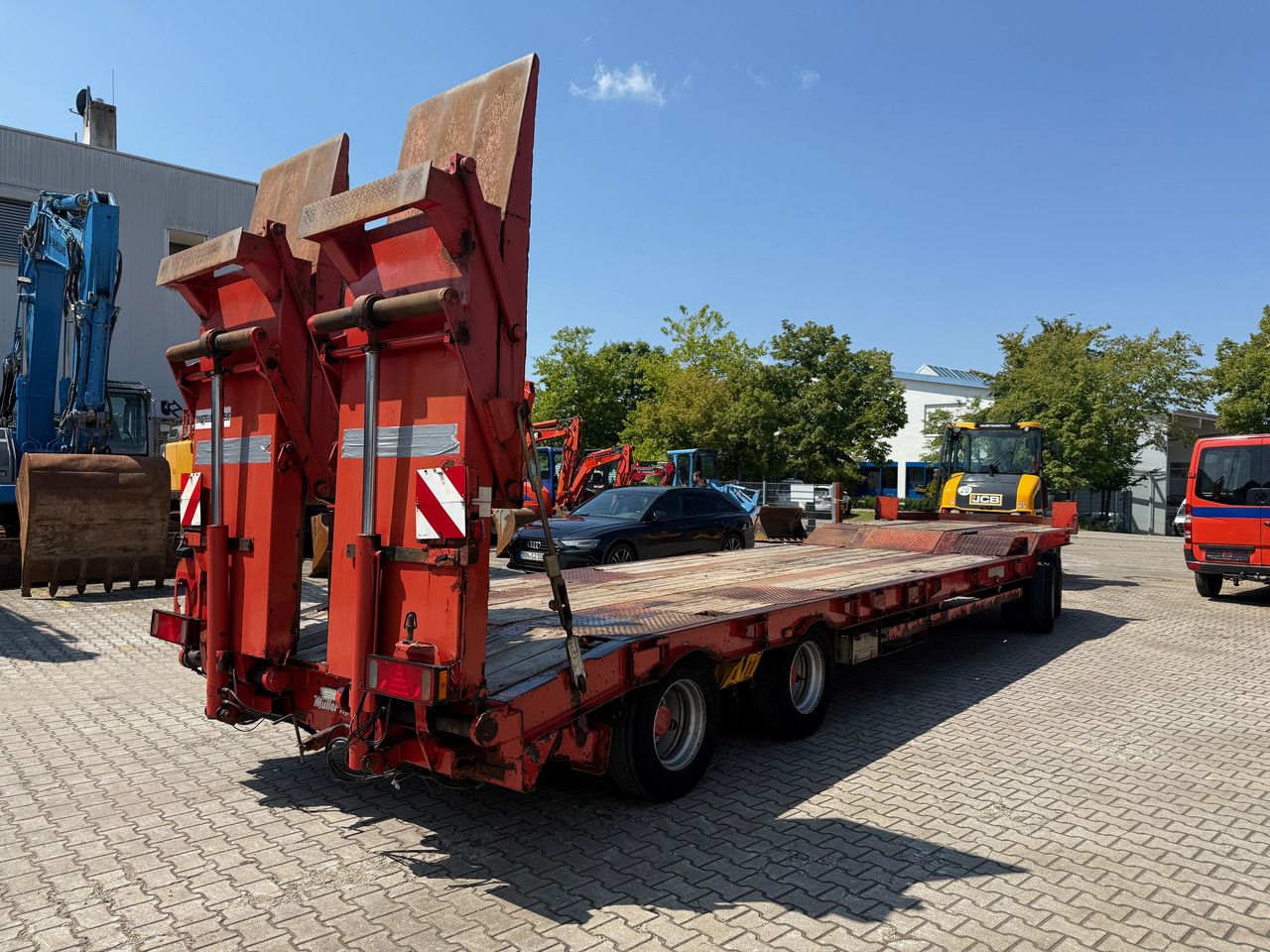Müller Mitteltal T4 Kompakt Tieflader mit hydr. Rampen - Apuvaunu perävaunu: kuva Müller Mitteltal T4 Kompakt Tieflader mit hydr. Rampen - Apuvaunu perävaunu Müller Mitteltal T4 Kompakt Tieflader mit hydr. Rampen - Apuvaunu perävaunu: kuva Müller Mitteltal T4 Kompakt Tieflader mit hydr. Rampen - Apuvaunu perävaunu
