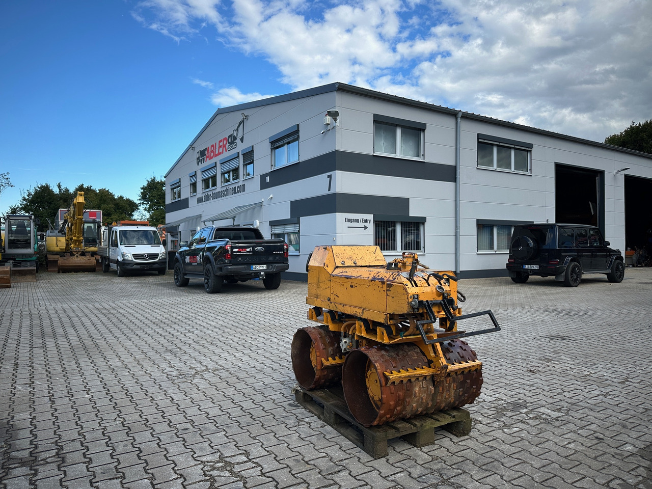 Rammax RW1403 Grabenwalze - Minijyrä: kuva  Rammax RW1403 Grabenwalze - Minijyrä Rammax RW1403 Grabenwalze - Minijyrä: kuva  Rammax RW1403 Grabenwalze - Minijyrä