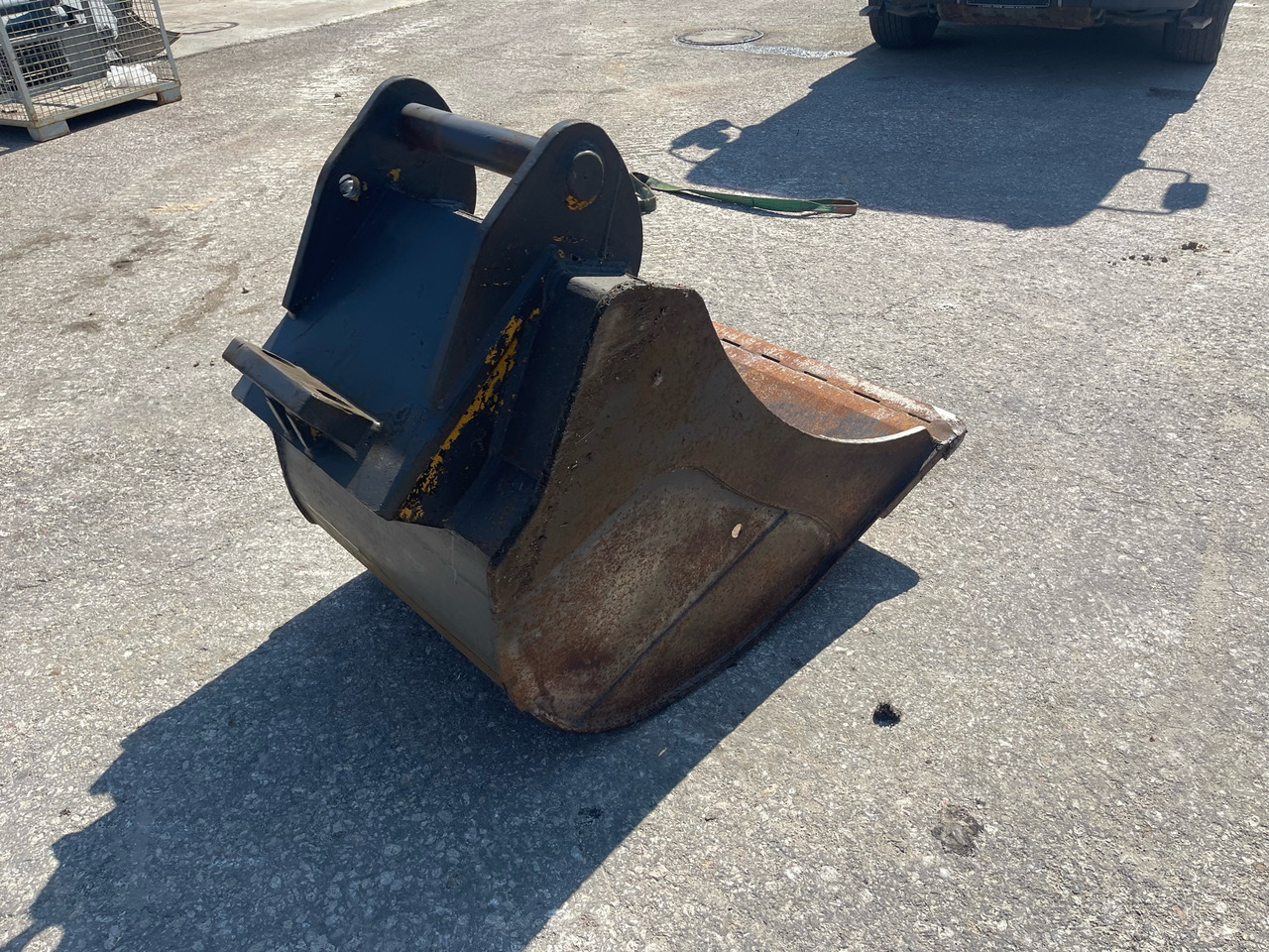 Tieflöffel 100cm - Kaivinkoneen kauha: kuva Tieflöffel 100cm - Kaivinkoneen kauha Tieflöffel 100cm - Kaivinkoneen kauha: kuva Tieflöffel 100cm - Kaivinkoneen kauha