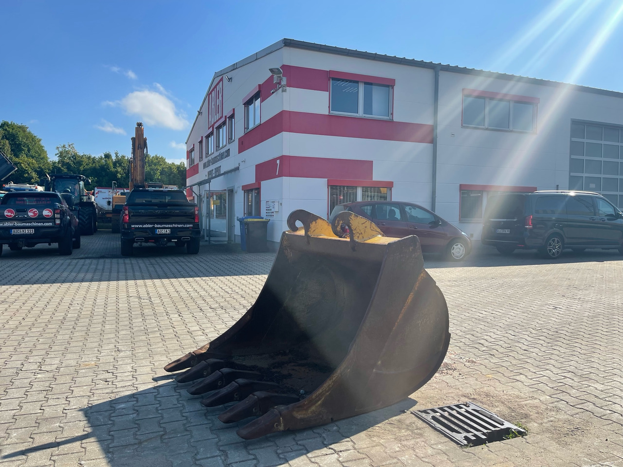 Tieflöffel 135cm - Kaivinkoneen kauha: kuva Tieflöffel 135cm - Kaivinkoneen kauha Tieflöffel 135cm - Kaivinkoneen kauha: kuva Tieflöffel 135cm - Kaivinkoneen kauha