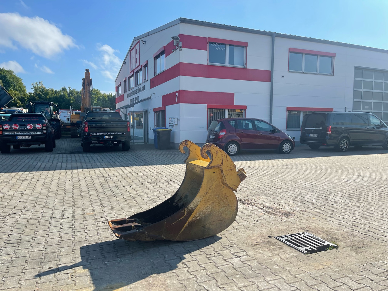 Tieflöffel 50 cm - Kaivinkoneen kauha: kuva Tieflöffel 50 cm - Kaivinkoneen kauha Tieflöffel 50 cm - Kaivinkoneen kauha: kuva Tieflöffel 50 cm - Kaivinkoneen kauha