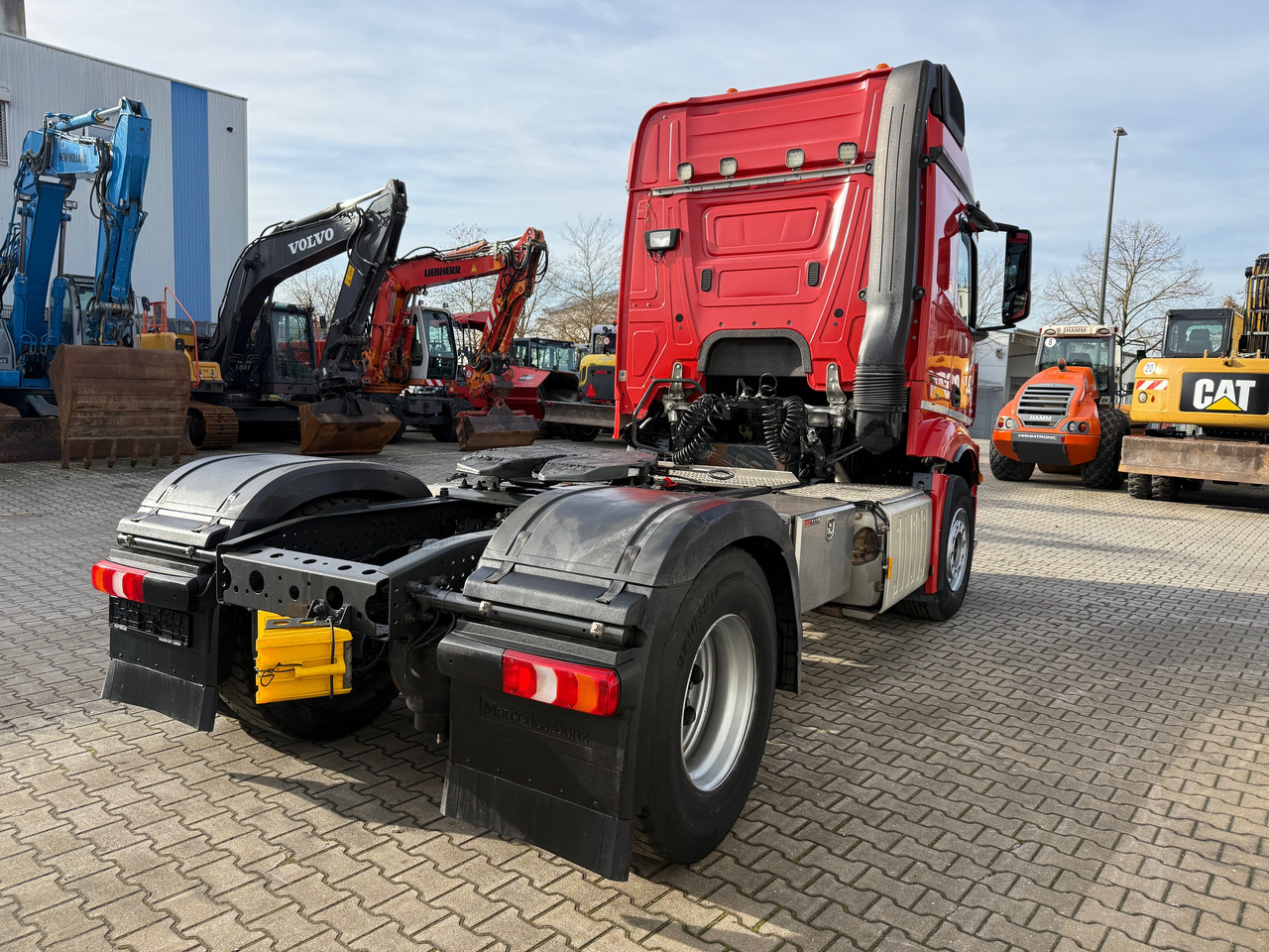 Mercedes-Benz 1845 Actros SZM Klima Retarder Nebenantrieb - Vetopöytäauto: kuva Mercedes-Benz 1845 Actros SZM Klima Retarder Nebenantrieb - Vetopöytäauto Mercedes-Benz 1845 Actros SZM Klima Retarder Nebenantrieb - Vetopöytäauto: kuva Mercedes-Benz 1845 Actros SZM Klima Retarder Nebenantrieb - Vetopöytäauto