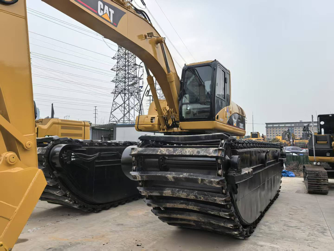 CATERPILLAR 320CL amphibious - Kelluva kaivinkone: kuva CATERPILLAR 320CL amphibious - Kelluva kaivinkone CATERPILLAR 320CL amphibious - Kelluva kaivinkone: kuva CATERPILLAR 320CL amphibious - Kelluva kaivinkone