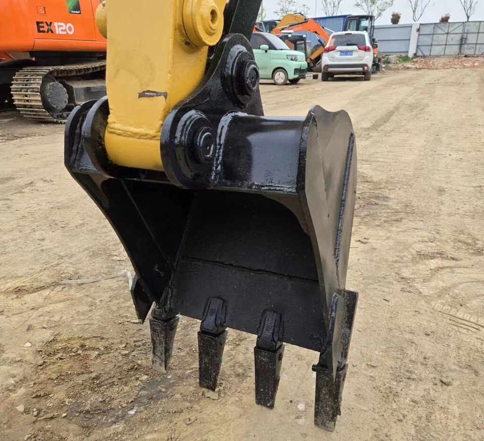 Caterpillar 305.5E2 with Rubber Track - Minikuormaaja: kuva Caterpillar 305.5E2 with Rubber Track - Minikuormaaja Caterpillar 305.5E2 with Rubber Track - Minikuormaaja: kuva Caterpillar 305.5E2 with Rubber Track - Minikuormaaja