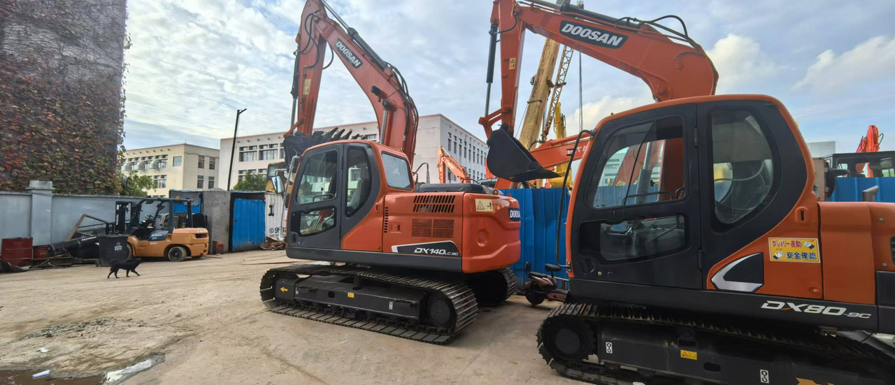 DOOSAN DX140 - Kaivuri: kuva DOOSAN DX140 - Kaivuri DOOSAN DX140 - Kaivuri: kuva DOOSAN DX140 - Kaivuri