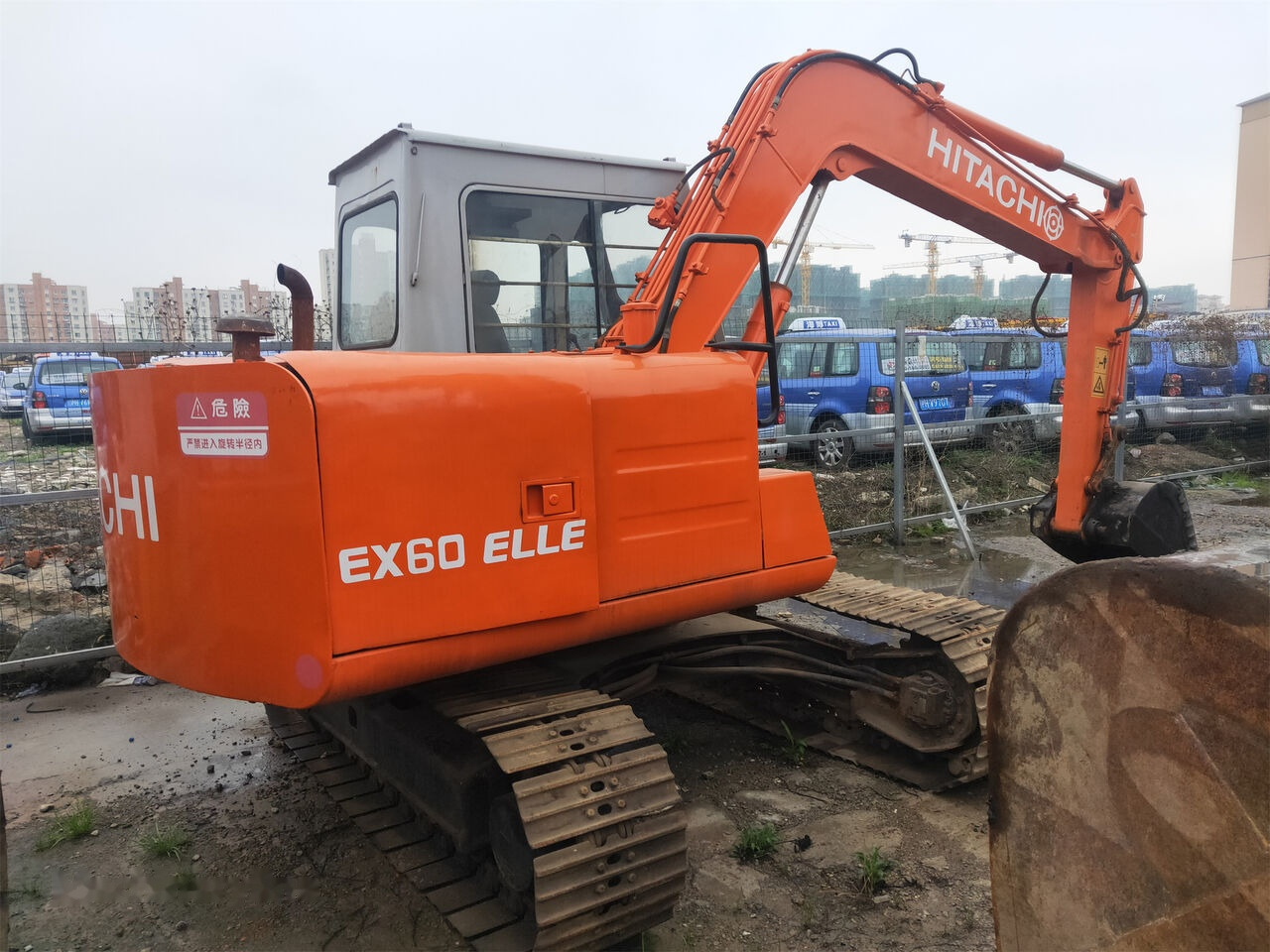 Hitachi EX60 - Telakaivukone: kuva Hitachi EX60 - Telakaivukone Hitachi EX60 - Telakaivukone: kuva Hitachi EX60 - Telakaivukone