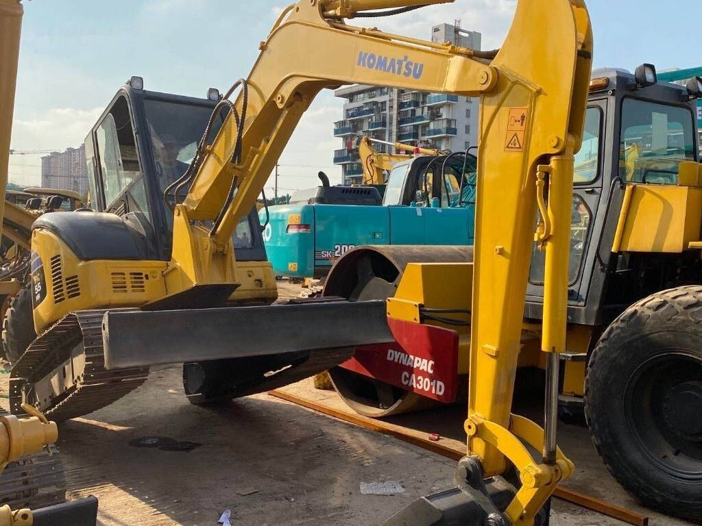 Komatsu PC55MR-2 - Minikuormaaja: kuva Komatsu PC55MR-2 - Minikuormaaja Komatsu PC55MR-2 - Minikuormaaja: kuva Komatsu PC55MR-2 - Minikuormaaja