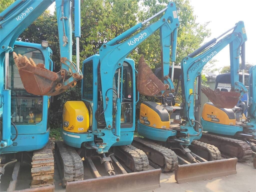 Kubota U 30-3 - Minikuormaaja: kuva Kubota U 30-3 - Minikuormaaja Kubota U 30-3 - Minikuormaaja: kuva Kubota U 30-3 - Minikuormaaja