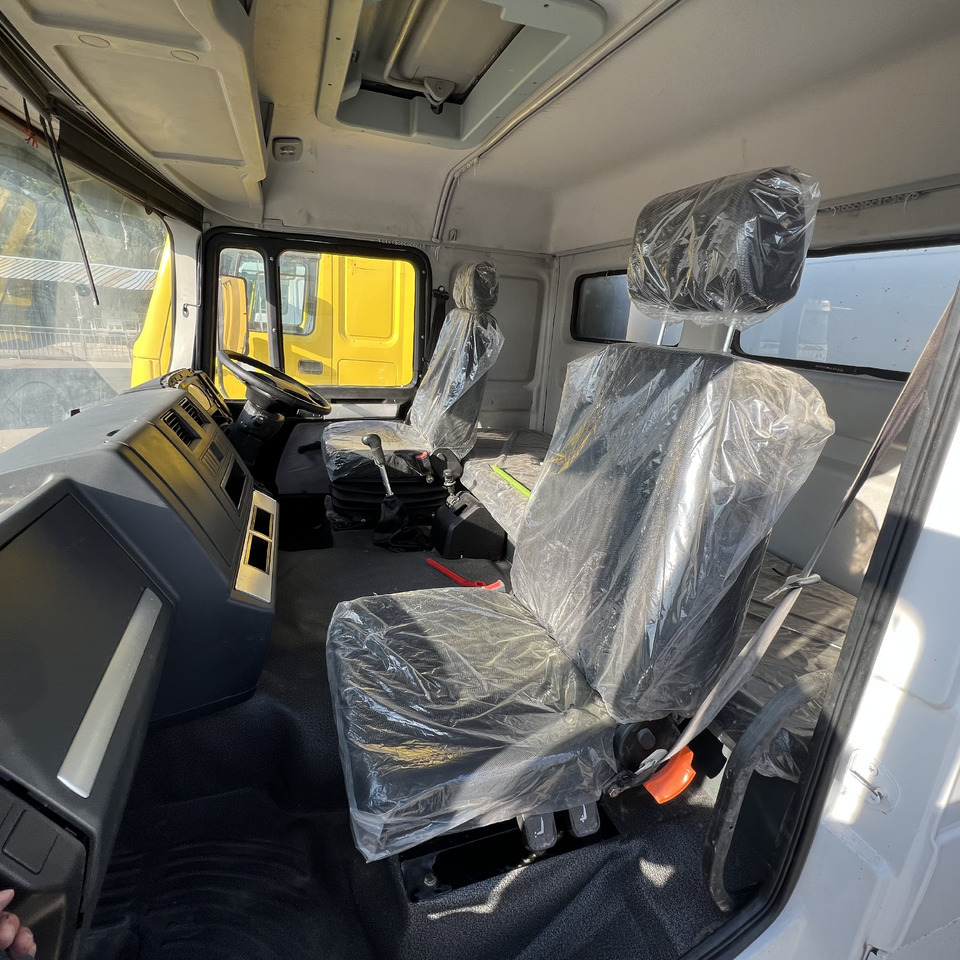 Shacman F3000 6*4 sprinkler - Kunnallis-/ Erikoisajoneuvot: kuva Shacman F3000 6*4 sprinkler - Kunnallis-/ Erikoisajoneuvot Shacman F3000 6*4 sprinkler - Kunnallis-/ Erikoisajoneuvot: kuva Shacman F3000 6*4 sprinkler - Kunnallis-/ Erikoisajoneuvot