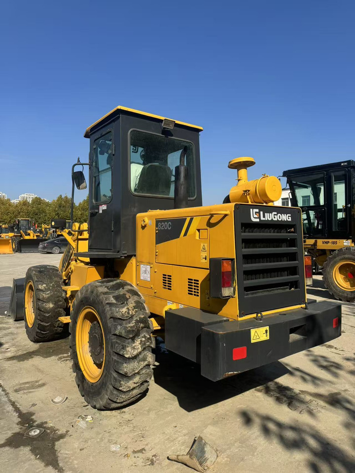 LIUGONG 820C - Pyöräkuormaaja: kuva LIUGONG 820C - Pyöräkuormaaja LIUGONG 820C - Pyöräkuormaaja: kuva LIUGONG 820C - Pyöräkuormaaja