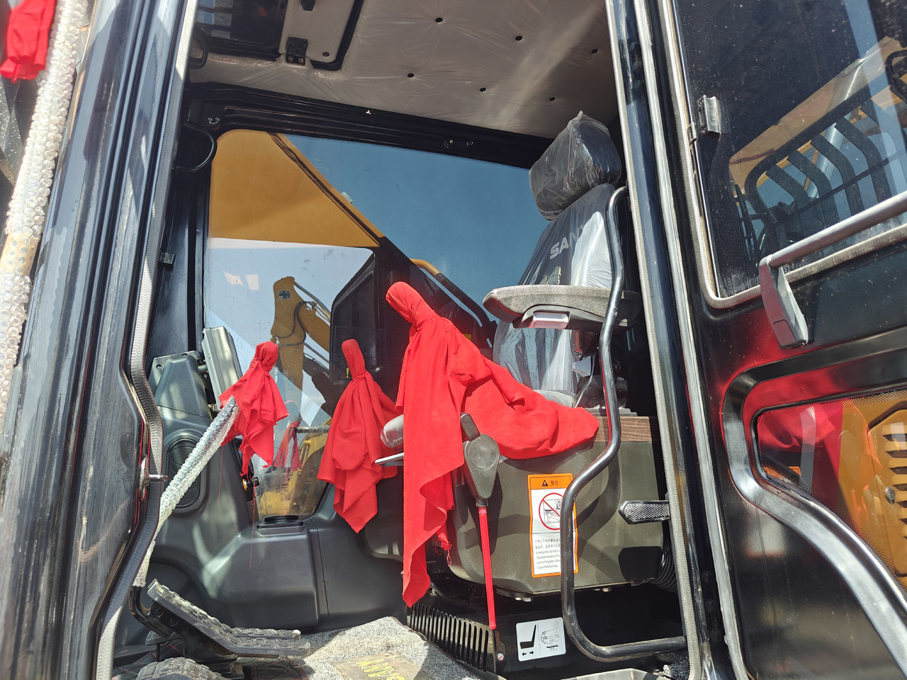 SANY SY335H - Kaivuri: kuva SANY SY335H - Kaivuri SANY SY335H - Kaivuri: kuva SANY SY335H - Kaivuri