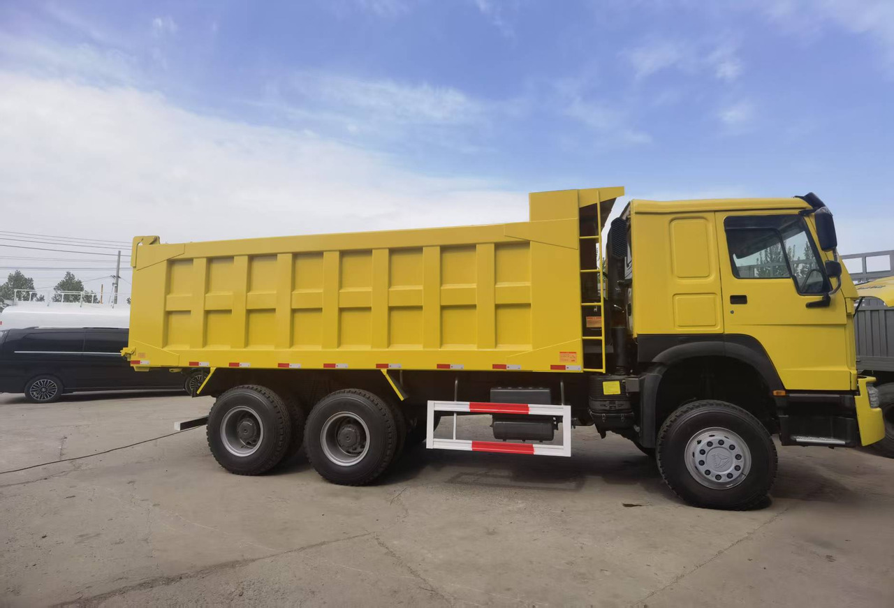 Kippiauto kuorma-auto Sinotruk HOWO 371 Dump truck: kuva Kippiauto kuorma-auto Sinotruk HOWO 371 Dump truck
