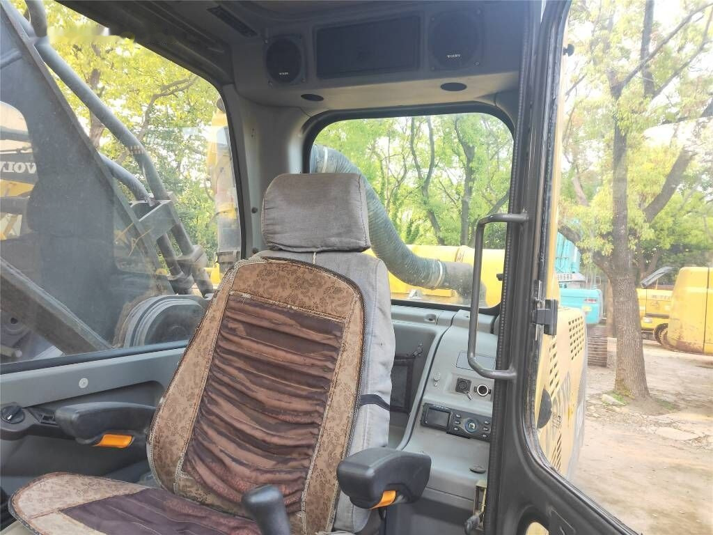 Volvo EC 460 B LC - Telakaivukone: kuva Volvo EC 460 B LC - Telakaivukone Volvo EC 460 B LC - Telakaivukone: kuva Volvo EC 460 B LC - Telakaivukone