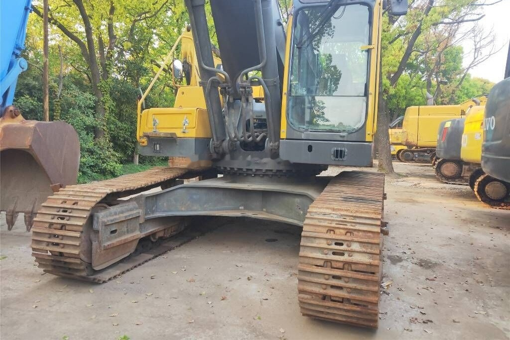 Volvo EC 460 B LC - Telakaivukone: kuva Volvo EC 460 B LC - Telakaivukone Volvo EC 460 B LC - Telakaivukone: kuva Volvo EC 460 B LC - Telakaivukone