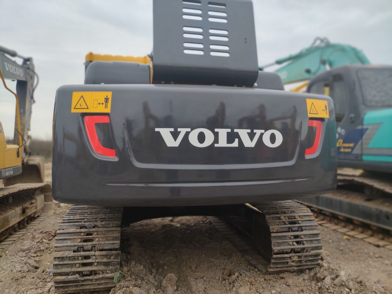 Volvo EC210B - Telakaivukone: kuva Volvo EC210B - Telakaivukone Volvo EC210B - Telakaivukone: kuva Volvo EC210B - Telakaivukone
