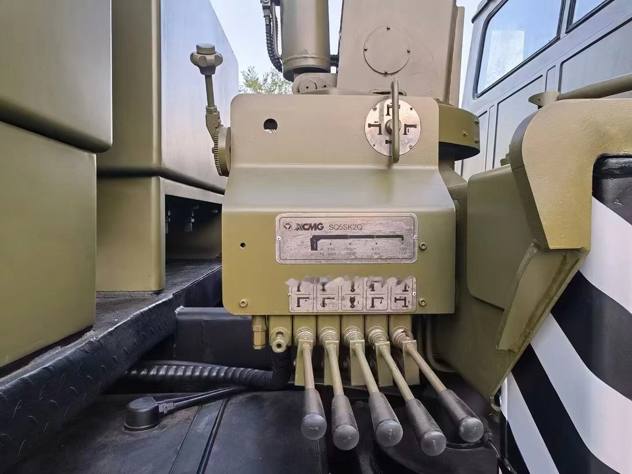 XCMG  - Ajoneuvonosturi: kuva XCMG  - Ajoneuvonosturi XCMG  - Ajoneuvonosturi: kuva XCMG  - Ajoneuvonosturi