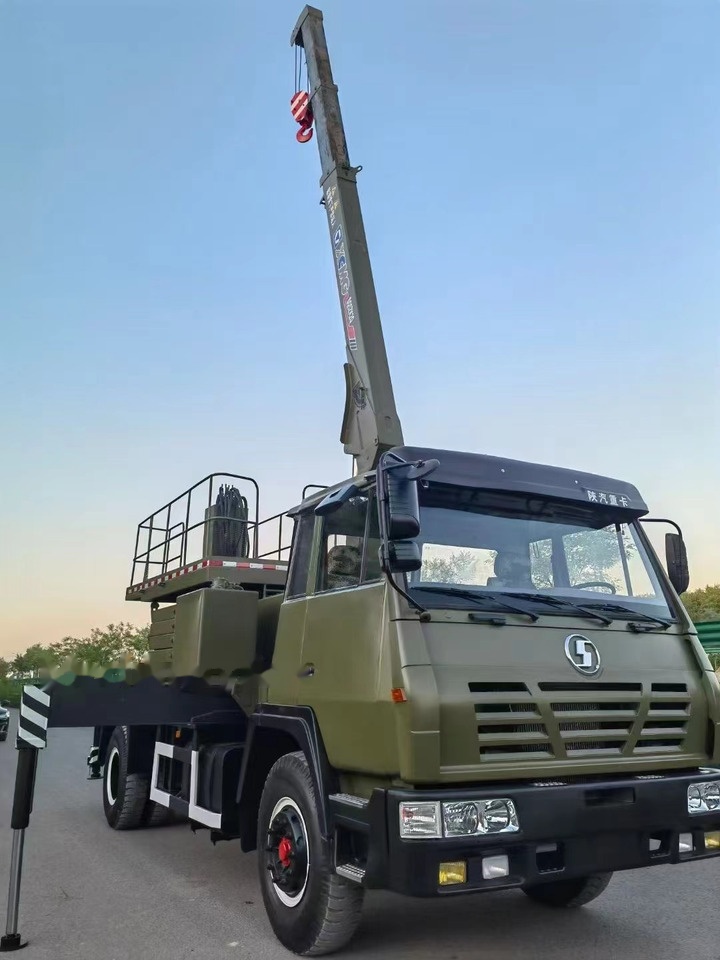 XCMG  - Ajoneuvonosturi: kuva XCMG  - Ajoneuvonosturi XCMG  - Ajoneuvonosturi: kuva XCMG  - Ajoneuvonosturi