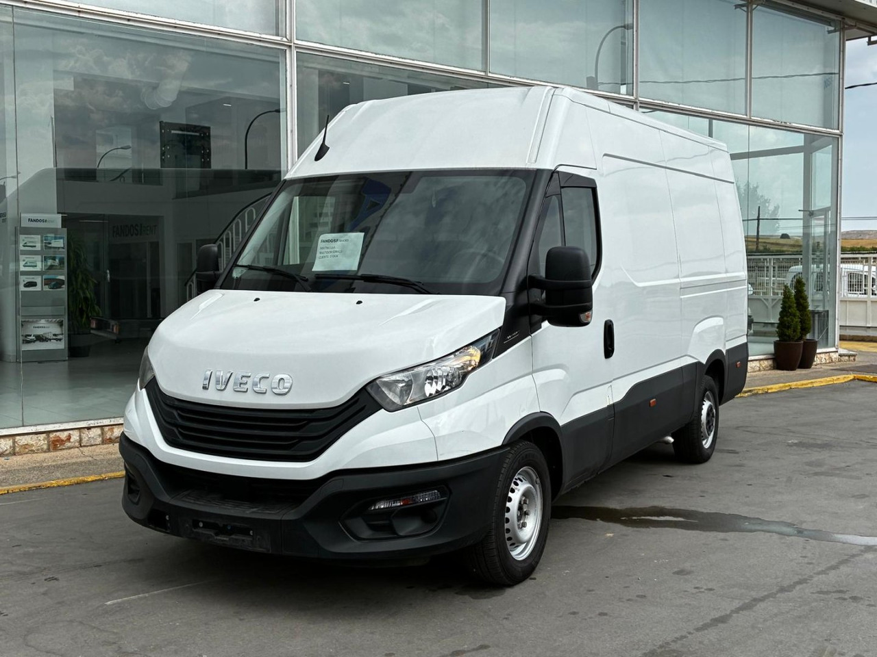 Furgón IVECO 35S14 V 12m3 - Pakettiauto: kuva Furgón IVECO 35S14 V 12m3 - Pakettiauto Furgón IVECO 35S14 V 12m3 - Pakettiauto: kuva Furgón IVECO 35S14 V 12m3 - Pakettiauto