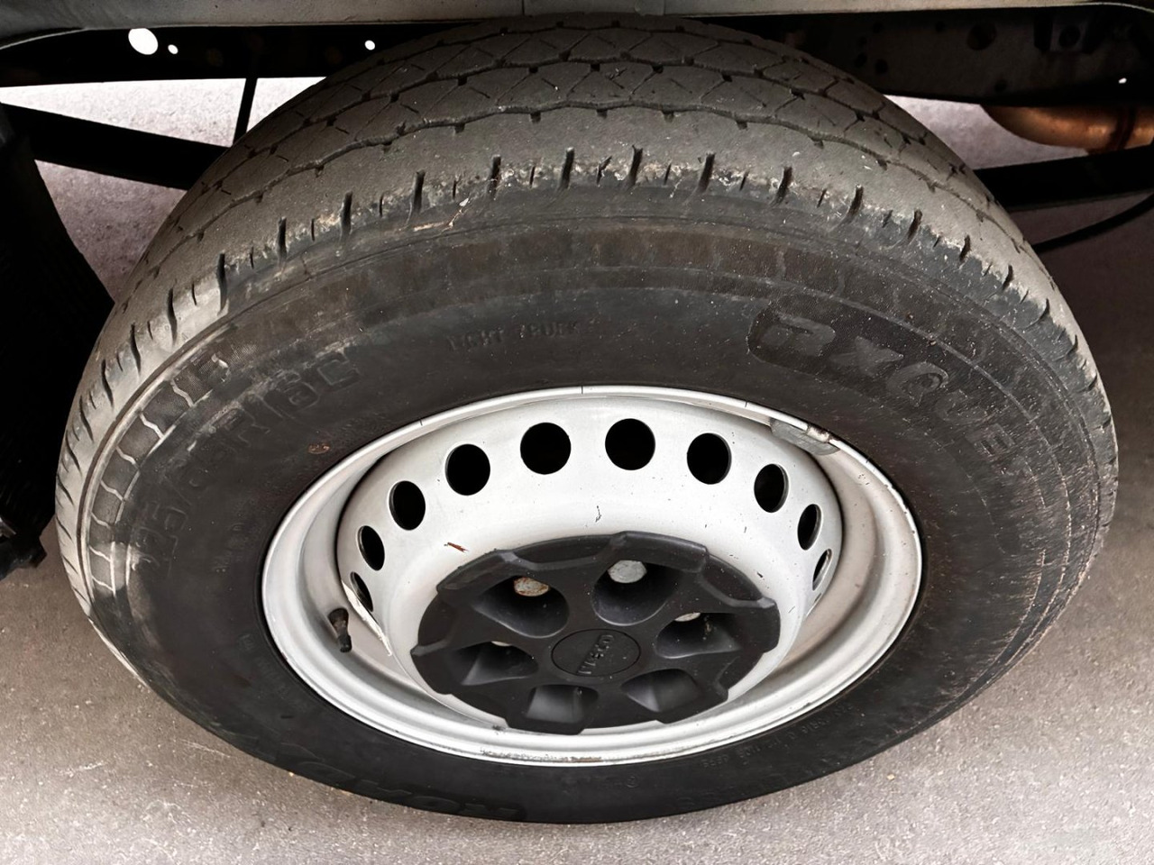 Pakettiauto Furgón IVECO 35S14 V 16m3: kuva Pakettiauto Furgón IVECO 35S14 V 16m3 Pakettiauto Furgón IVECO 35S14 V 16m3: kuva Pakettiauto Furgón IVECO 35S14 V 16m3