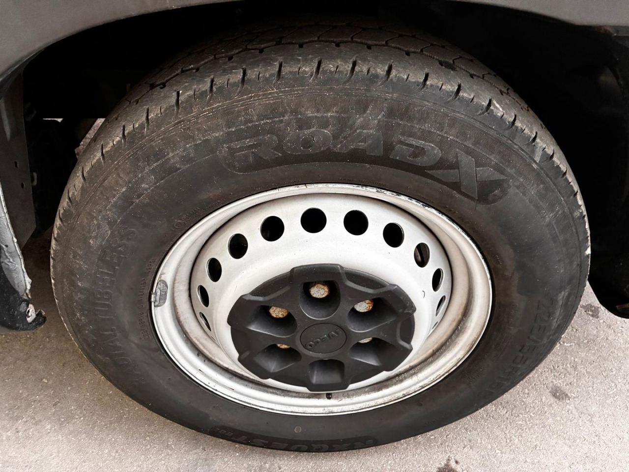 Pakettiauto Furgón IVECO 35S14 V 16m3: kuva Pakettiauto Furgón IVECO 35S14 V 16m3 Pakettiauto Furgón IVECO 35S14 V 16m3: kuva Pakettiauto Furgón IVECO 35S14 V 16m3