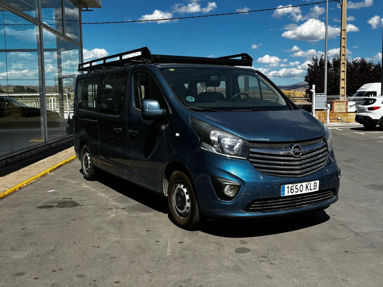 Furgón Opel Vivaro 9 Plazas - Pakettiauto: kuva Furgón Opel Vivaro 9 Plazas - Pakettiauto Furgón Opel Vivaro 9 Plazas - Pakettiauto: kuva Furgón Opel Vivaro 9 Plazas - Pakettiauto
