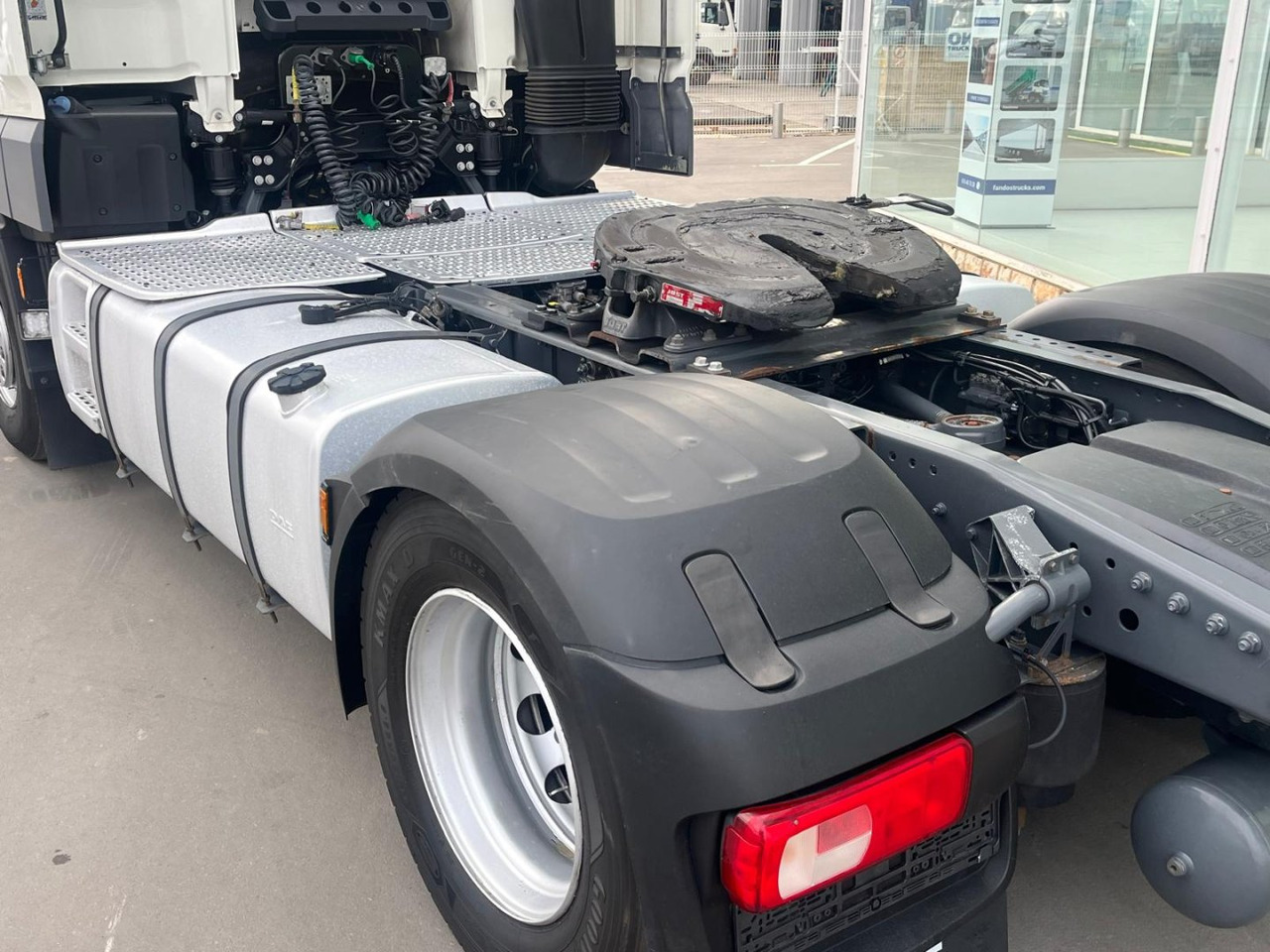Cabeza Tractora DAF 480 AUTOMATICA CON INTARDER - Vetopöytäauto: kuva Cabeza Tractora DAF 480 AUTOMATICA CON INTARDER - Vetopöytäauto Cabeza Tractora DAF 480 AUTOMATICA CON INTARDER - Vetopöytäauto: kuva Cabeza Tractora DAF 480 AUTOMATICA CON INTARDER - Vetopöytäauto