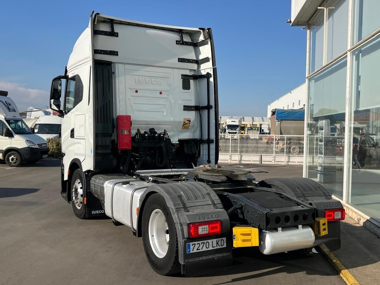 Cabeza Tractora IVECO 460 AUTOMATICO CON INTARDER - Vetopöytäauto: kuva Cabeza Tractora IVECO 460 AUTOMATICO CON INTARDER - Vetopöytäauto Cabeza Tractora IVECO 460 AUTOMATICO CON INTARDER - Vetopöytäauto: kuva Cabeza Tractora IVECO 460 AUTOMATICO CON INTARDER - Vetopöytäauto