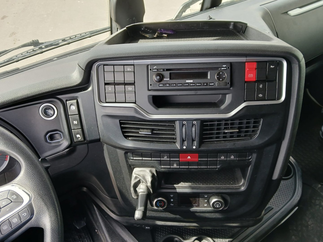 Leasing  Cabeza Tractora IVECO 460 AUTOMATICO  INTARDER ADR Cabeza Tractora IVECO 460 AUTOMATICO  INTARDER ADR: kuva Leasing  Cabeza Tractora IVECO 460 AUTOMATICO  INTARDER ADR Cabeza Tractora IVECO 460 AUTOMATICO  INTARDER ADR