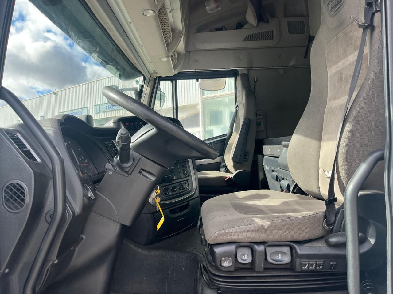Cabeza Tractora IVECO 460 AUTOMATICO INTARDER - Vetopöytäauto: kuva Cabeza Tractora IVECO 460 AUTOMATICO INTARDER - Vetopöytäauto Cabeza Tractora IVECO 460 AUTOMATICO INTARDER - Vetopöytäauto: kuva Cabeza Tractora IVECO 460 AUTOMATICO INTARDER - Vetopöytäauto