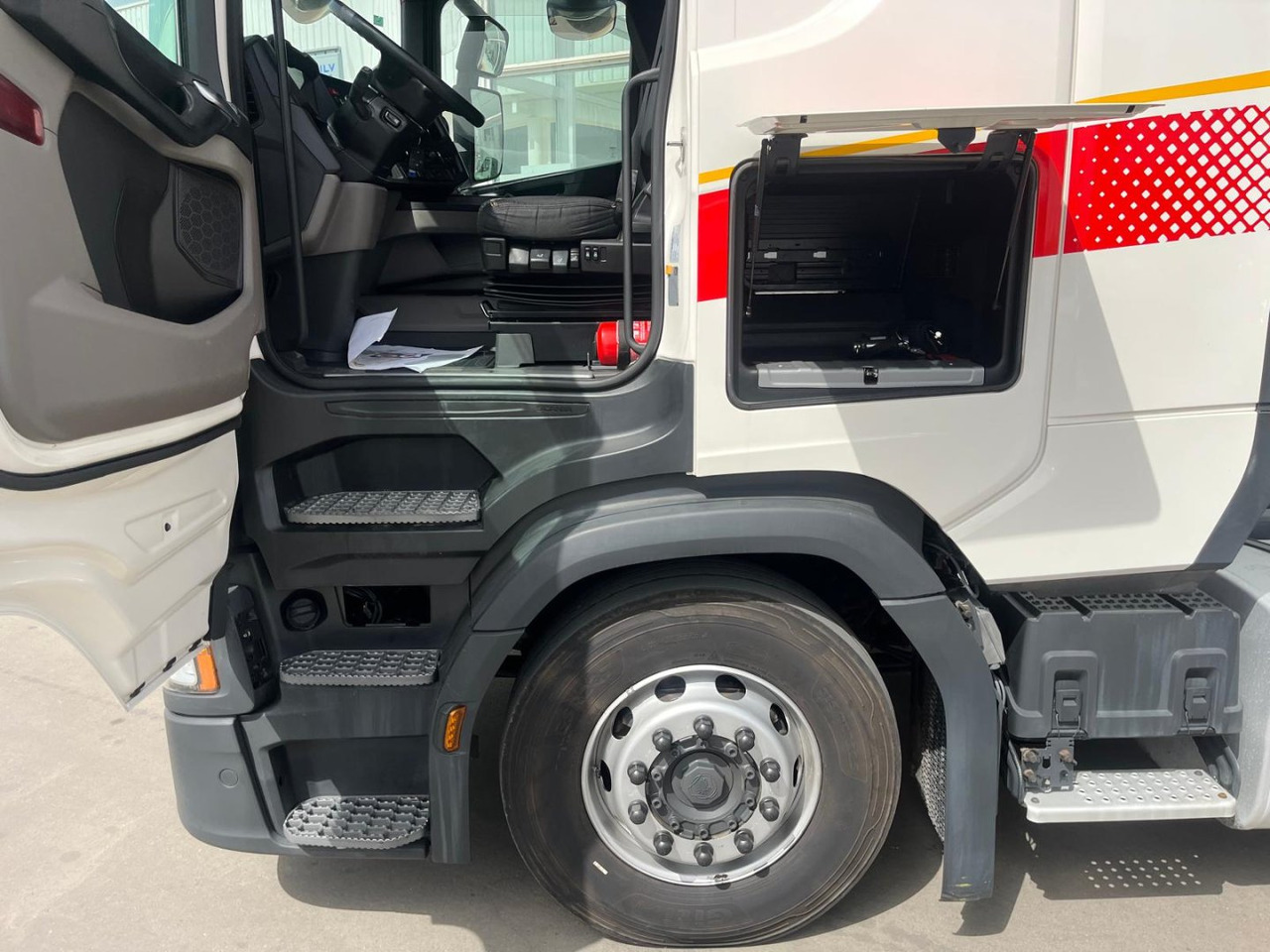 Cabeza Tractora Scania R500 AUTOMATICO-INTARDER - Vetopöytäauto: kuva Cabeza Tractora Scania R500 AUTOMATICO-INTARDER - Vetopöytäauto Cabeza Tractora Scania R500 AUTOMATICO-INTARDER - Vetopöytäauto: kuva Cabeza Tractora Scania R500 AUTOMATICO-INTARDER - Vetopöytäauto