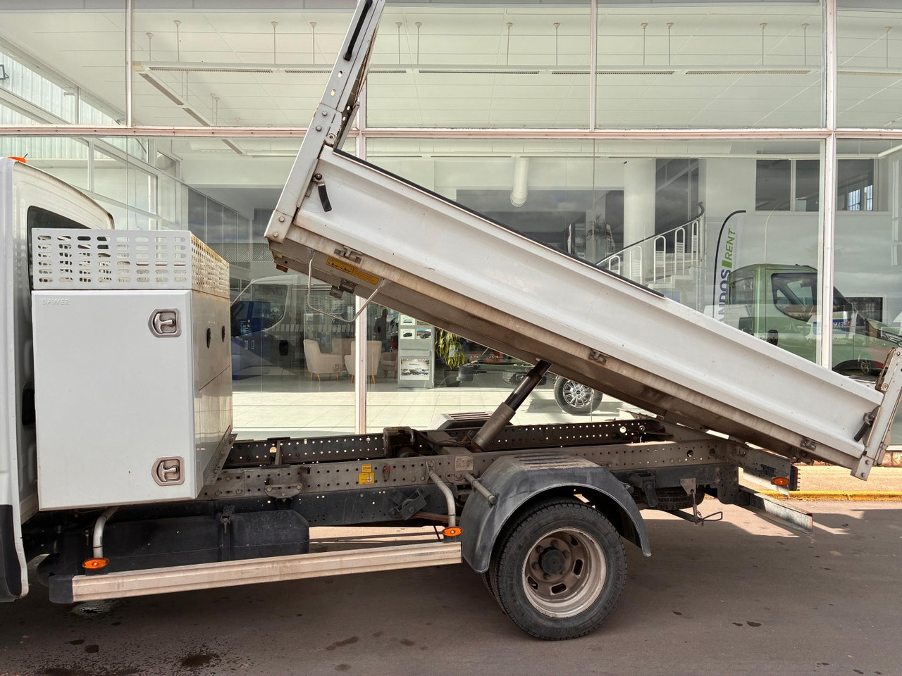 Volquete/Dumper IVECO 35C14 CAJA BASCULANTE - Kippilava-auto: kuva Volquete/Dumper IVECO 35C14 CAJA BASCULANTE - Kippilava-auto Volquete/Dumper IVECO 35C14 CAJA BASCULANTE - Kippilava-auto: kuva Volquete/Dumper IVECO 35C14 CAJA BASCULANTE - Kippilava-auto