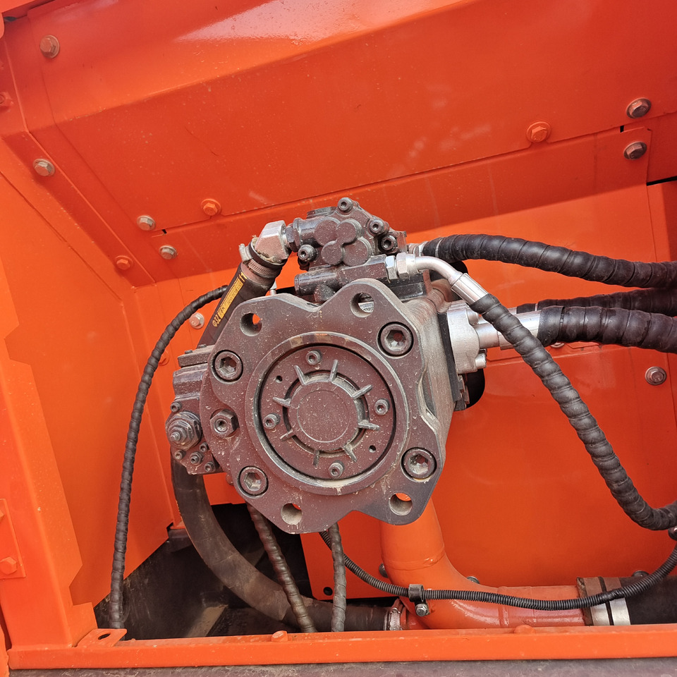 DOOSAN DX 300 LC - 9C - Telakaivukone: kuva DOOSAN DX 300 LC - 9C - Telakaivukone DOOSAN DX 300 LC - 9C - Telakaivukone: kuva DOOSAN DX 300 LC - 9C - Telakaivukone