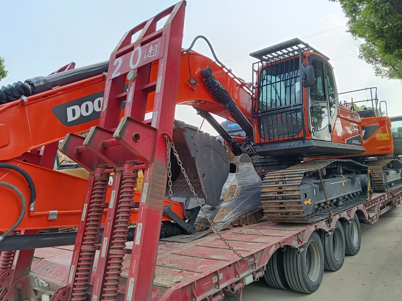 DOOSAN DX225 LC-9C LCA - Telakaivukone: kuva DOOSAN DX225 LC-9C LCA - Telakaivukone DOOSAN DX225 LC-9C LCA - Telakaivukone: kuva DOOSAN DX225 LC-9C LCA - Telakaivukone
