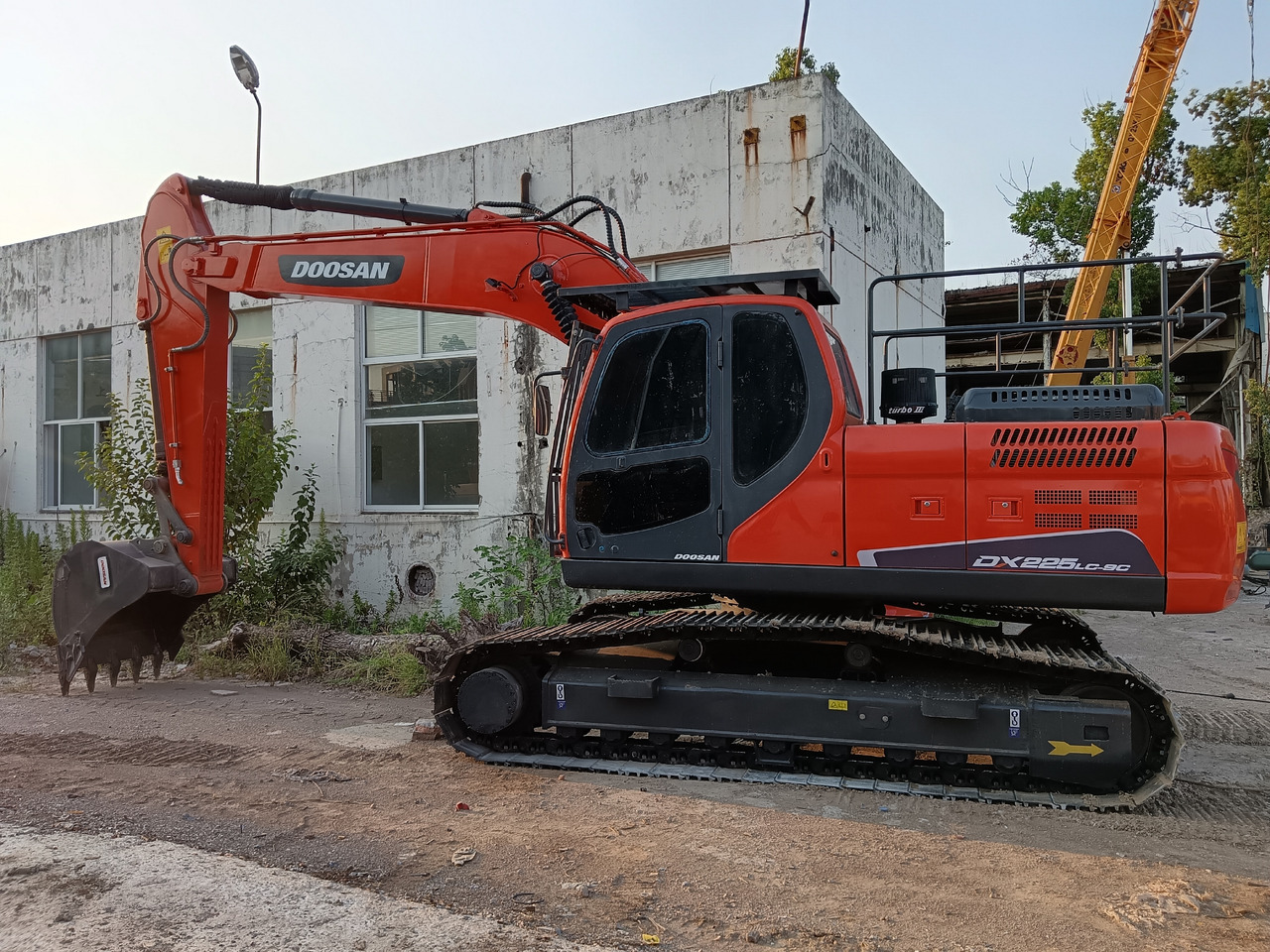 DOOSAN DX225LCA LC-9C - Telakaivukone: kuva DOOSAN DX225LCA LC-9C - Telakaivukone DOOSAN DX225LCA LC-9C - Telakaivukone: kuva DOOSAN DX225LCA LC-9C - Telakaivukone