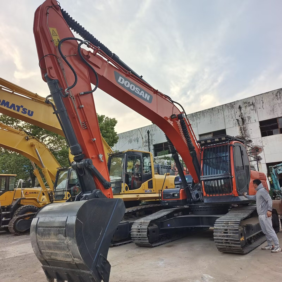 DOOSAN DX300 LC - 9C - Telakaivukone: kuva DOOSAN DX300 LC - 9C - Telakaivukone DOOSAN DX300 LC - 9C - Telakaivukone: kuva DOOSAN DX300 LC - 9C - Telakaivukone