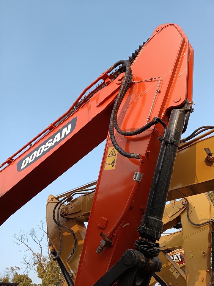 DOOSAN DX340LC-9C DX340 - Telakaivukone: kuva DOOSAN DX340LC-9C DX340 - Telakaivukone DOOSAN DX340LC-9C DX340 - Telakaivukone: kuva DOOSAN DX340LC-9C DX340 - Telakaivukone