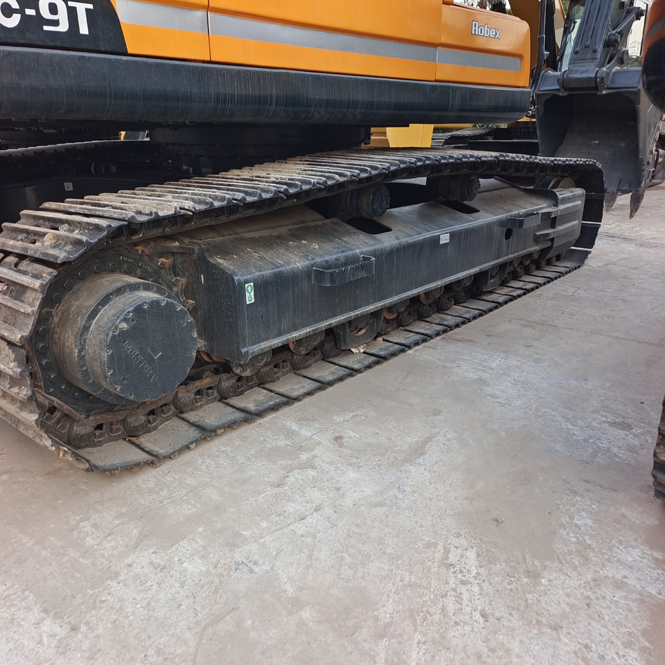 HYUNDAI 330 LC - 9T 330LC - 9S - Telakaivukone: kuva HYUNDAI 330 LC - 9T 330LC - 9S - Telakaivukone HYUNDAI 330 LC - 9T 330LC - 9S - Telakaivukone: kuva HYUNDAI 330 LC - 9T 330LC - 9S - Telakaivukone