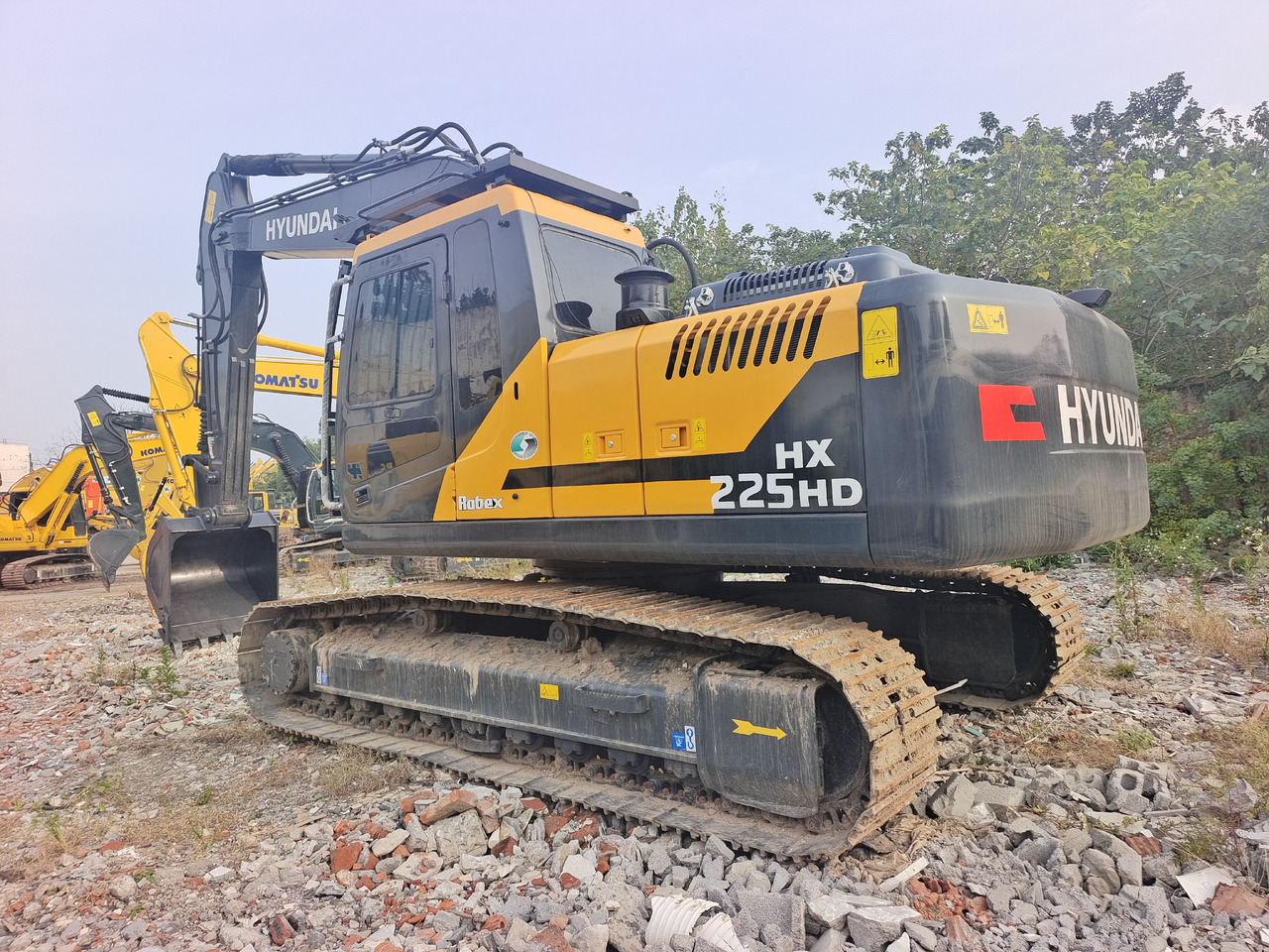 HYUNDAI HX225HD - Pyöräalustainen kaivinkone: kuva HYUNDAI HX225HD - Pyöräalustainen kaivinkone HYUNDAI HX225HD - Pyöräalustainen kaivinkone: kuva HYUNDAI HX225HD - Pyöräalustainen kaivinkone