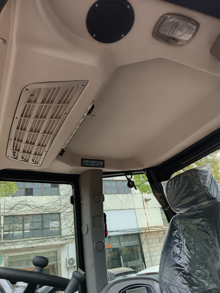 JCB 4CX 100% NEW - Kaivuri-trukki: kuva JCB 4CX 100% NEW - Kaivuri-trukki JCB 4CX 100% NEW - Kaivuri-trukki: kuva JCB 4CX 100% NEW - Kaivuri-trukki