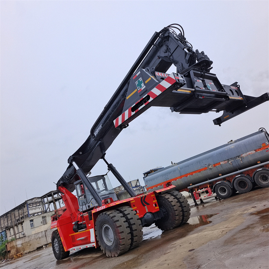 KALMAR DRF 450 45 TON REACH STACKER - Konttikurottajat: kuva KALMAR DRF 450 45 TON REACH STACKER - Konttikurottajat KALMAR DRF 450 45 TON REACH STACKER - Konttikurottajat: kuva KALMAR DRF 450 45 TON REACH STACKER - Konttikurottajat