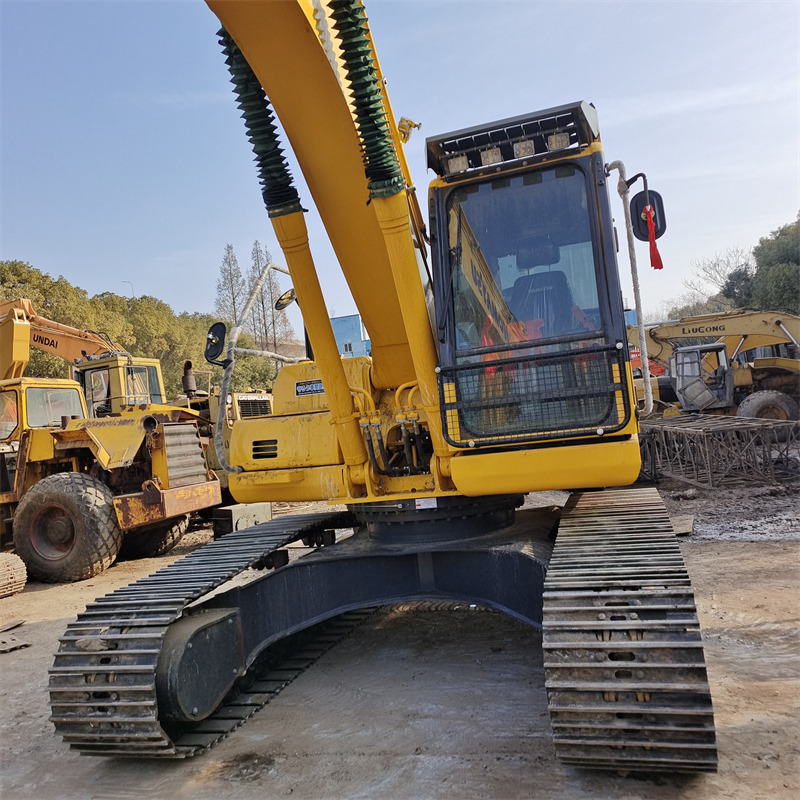 Telakaivukone KOMATSU PC 200-8 N1 Komatsu PC200-8N1: kuva Telakaivukone KOMATSU PC 200-8 N1 Komatsu PC200-8N1