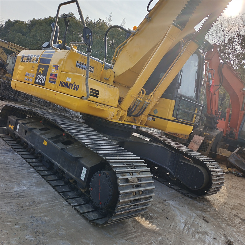 KOMATSU PC220-8N1 - Telakaivukone: kuva KOMATSU PC220-8N1 - Telakaivukone KOMATSU PC220-8N1 - Telakaivukone: kuva KOMATSU PC220-8N1 - Telakaivukone
