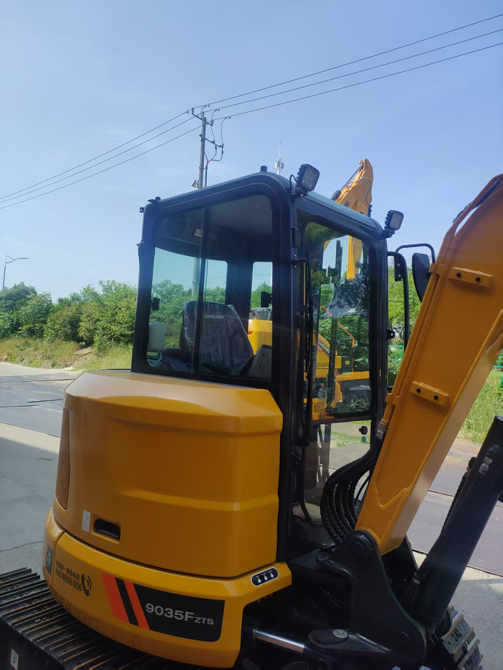LIUGONG 9035F ZTSG4 BRAND NEW 3.8 TON 3 TON 4 TON MINI DIGGER - Minikuormaaja: kuva LIUGONG 9035F ZTSG4 BRAND NEW 3.8 TON 3 TON 4 TON MINI DIGGER - Minikuormaaja LIUGONG 9035F ZTSG4 BRAND NEW 3.8 TON 3 TON 4 TON MINI DIGGER - Minikuormaaja: kuva LIUGONG 9035F ZTSG4 BRAND NEW 3.8 TON 3 TON 4 TON MINI DIGGER - Minikuormaaja