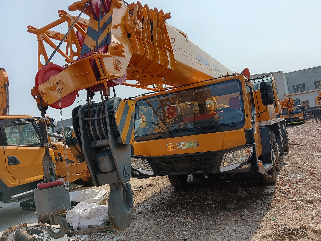 XCMG QY70K 70 TON - Ajoneuvonosturi: kuva XCMG QY70K 70 TON - Ajoneuvonosturi XCMG QY70K 70 TON - Ajoneuvonosturi: kuva XCMG QY70K 70 TON - Ajoneuvonosturi