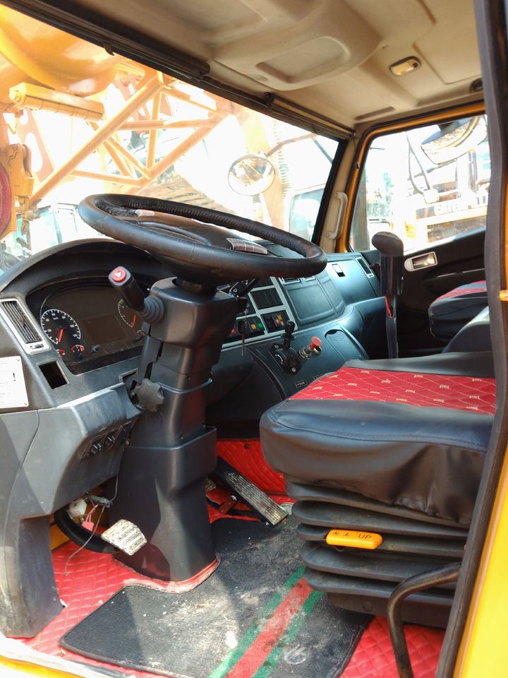 XCMG XCT50K - Ajoneuvonosturi: kuva XCMG XCT50K - Ajoneuvonosturi XCMG XCT50K - Ajoneuvonosturi: kuva XCMG XCT50K - Ajoneuvonosturi